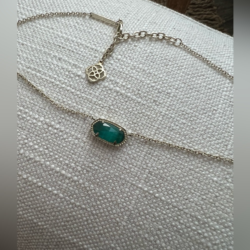 Green Kendra Scott Necklace